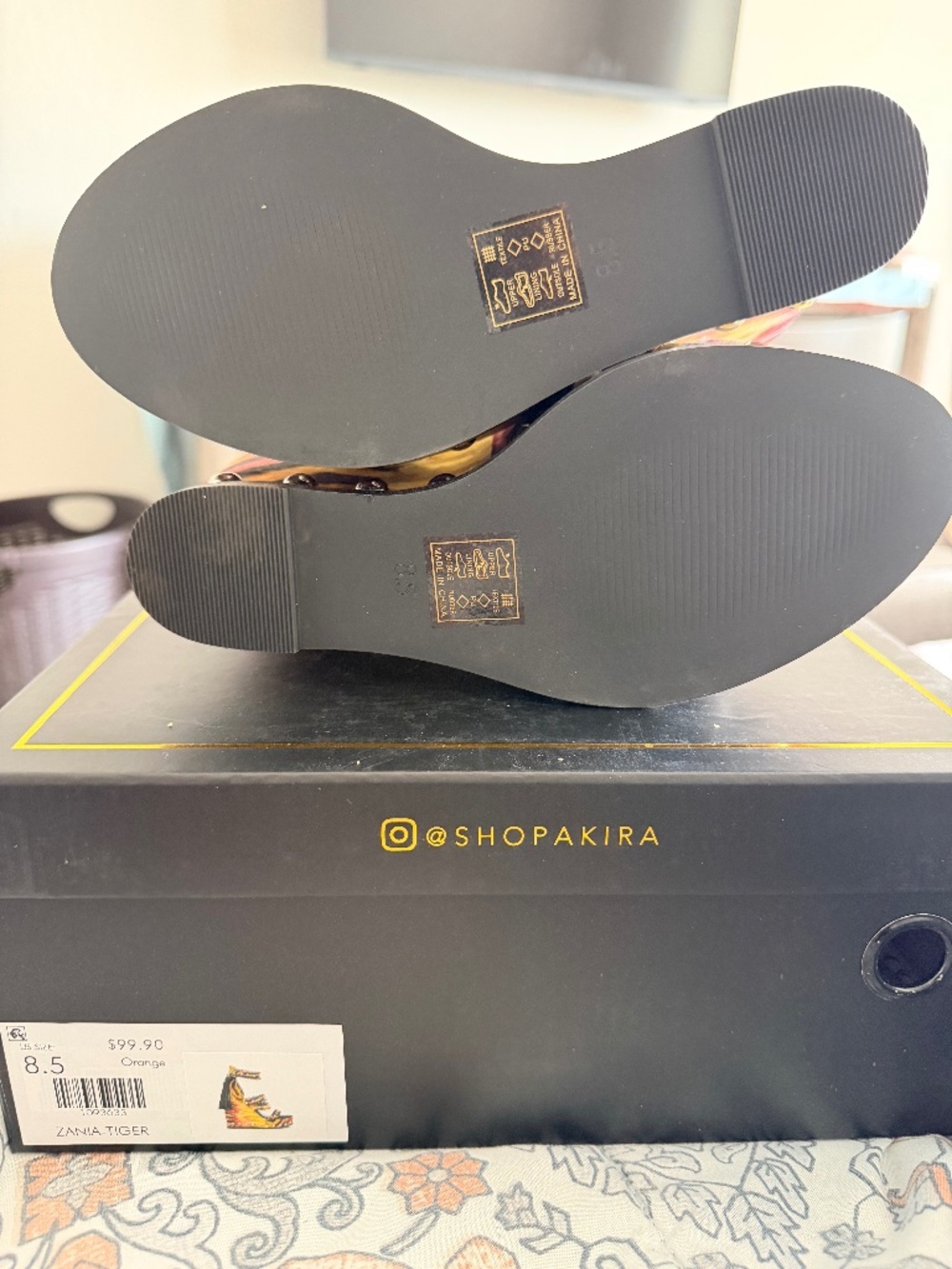 AKIRA AKIRA GOLD ZANIA TIGER MULTI PRINT FRINGE EMBELLISHED WEDGE SANDAL Size 8.